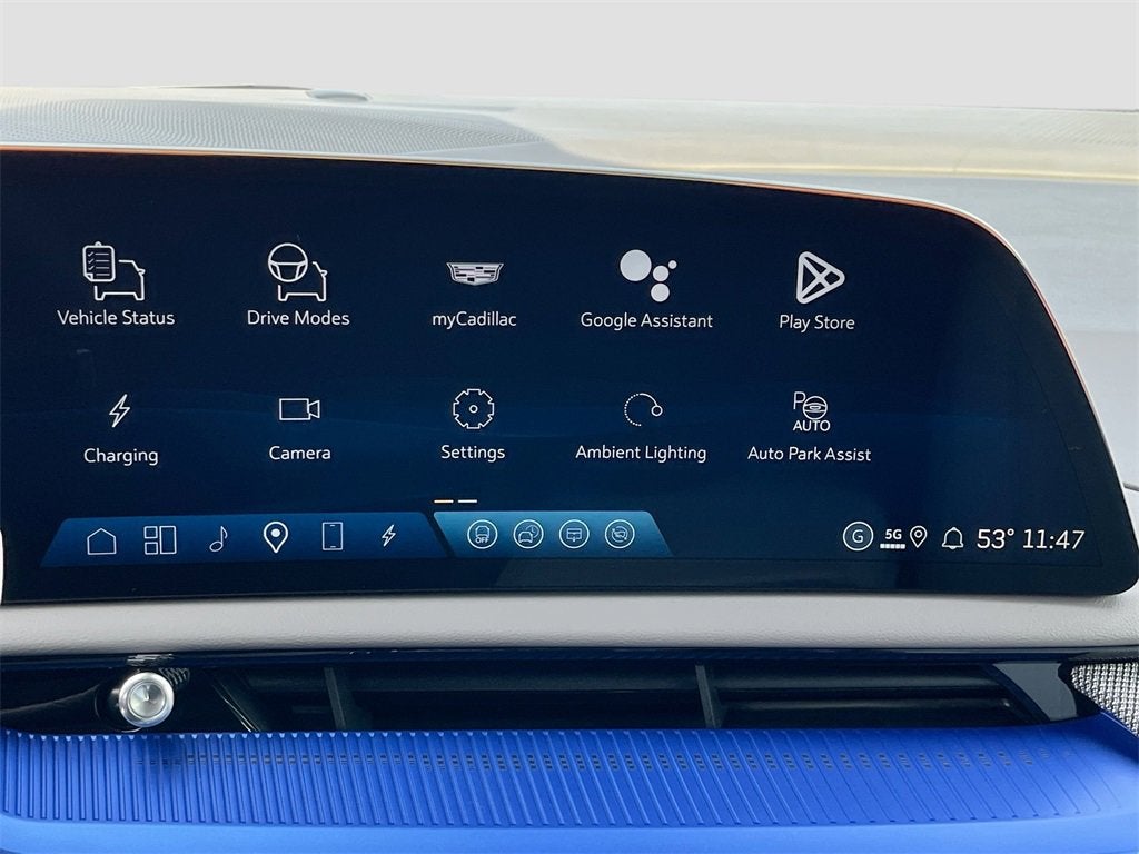 2026 Cadillac OPTIQ Luxury