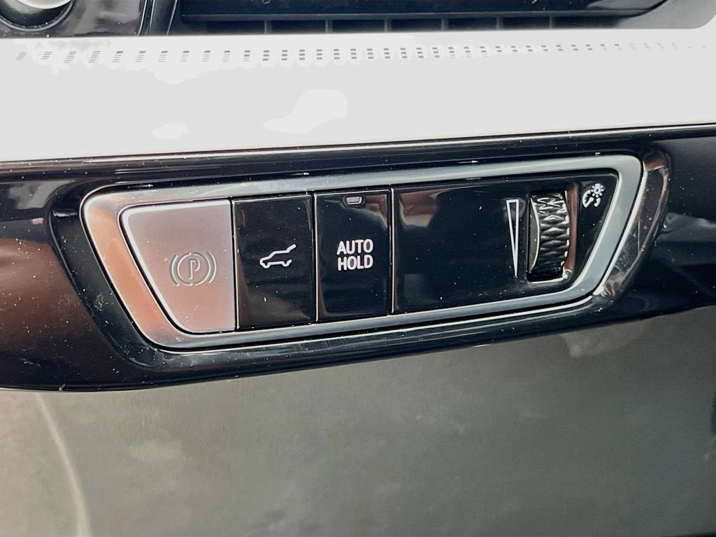 2027 Cadillac OPTIQ Premium Luxury