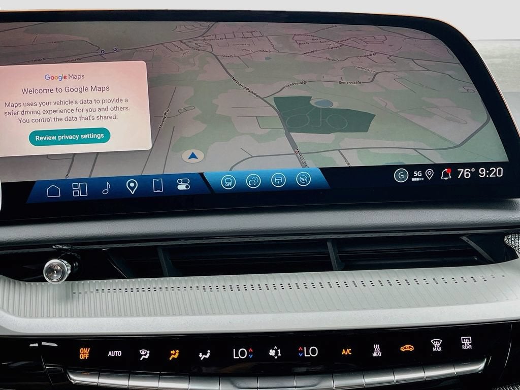 2027 Cadillac OPTIQ Premium Luxury