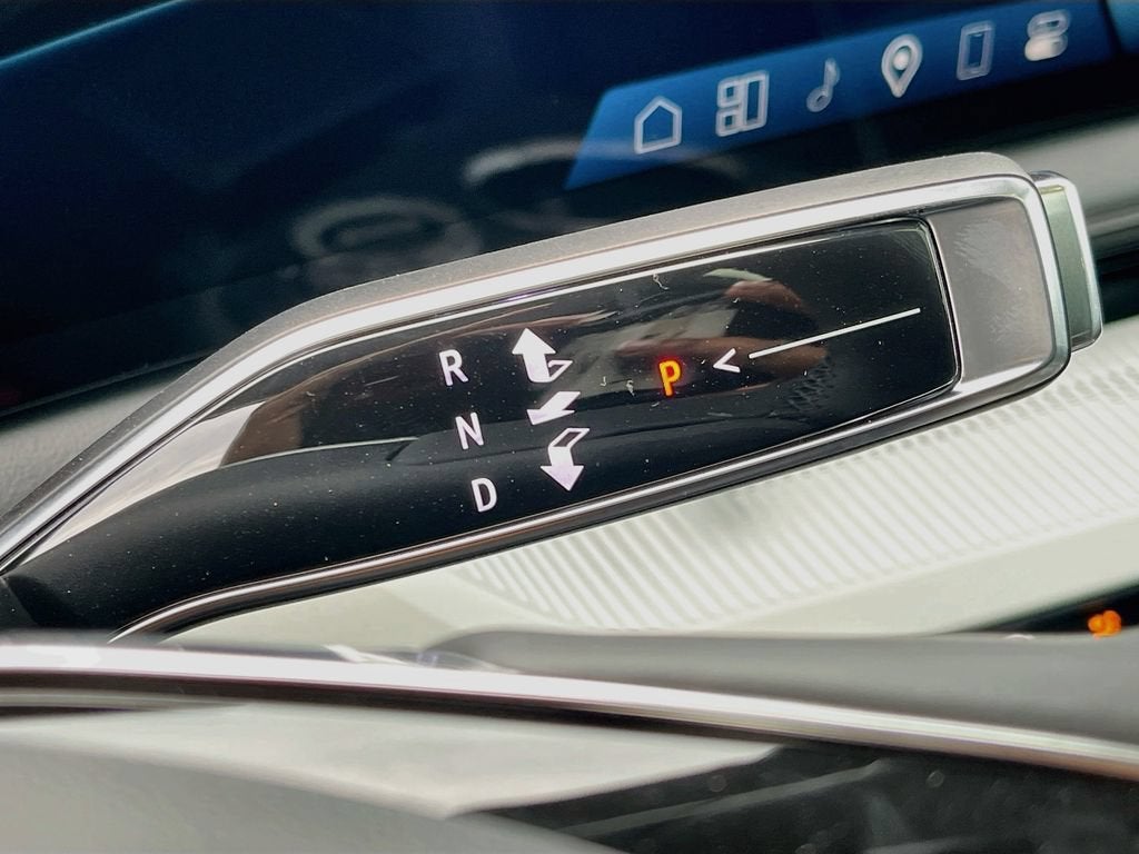 2027 Cadillac OPTIQ Premium Luxury