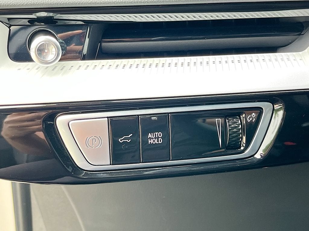 2027 Cadillac OPTIQ Premium Luxury