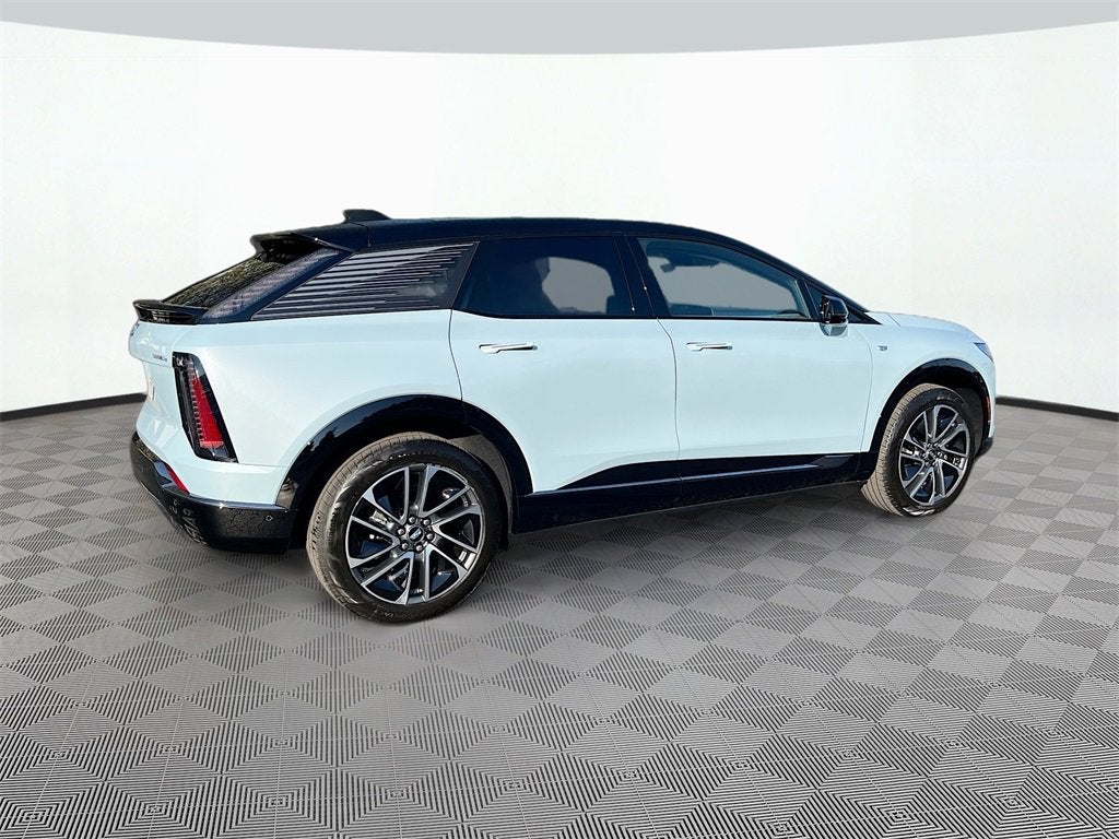 2025 Cadillac OPTIQ Sport 1