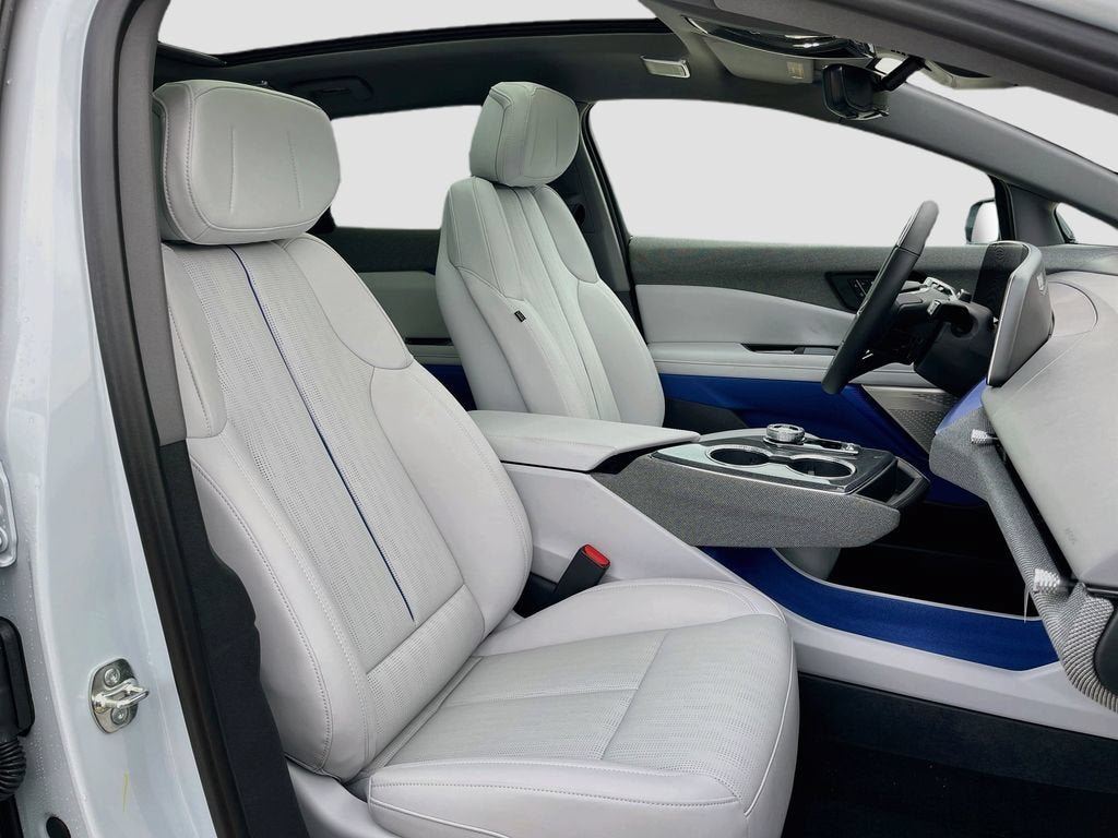 2027 Cadillac OPTIQ Premium Sport