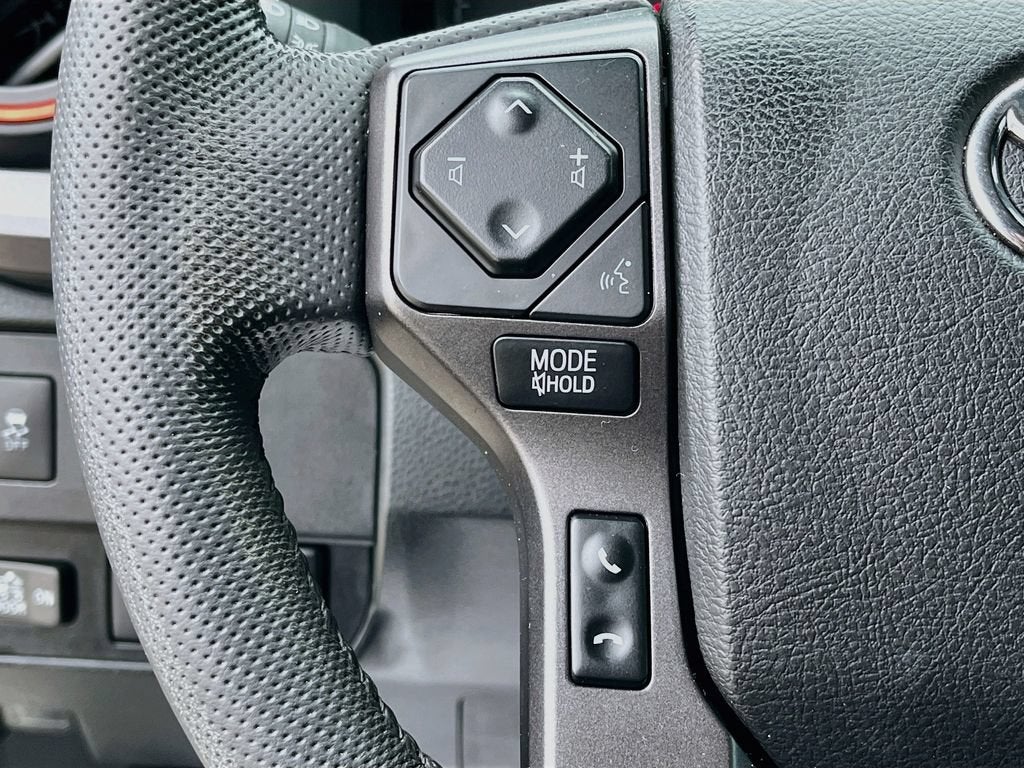 2022 Toyota Tacoma 4WD SR