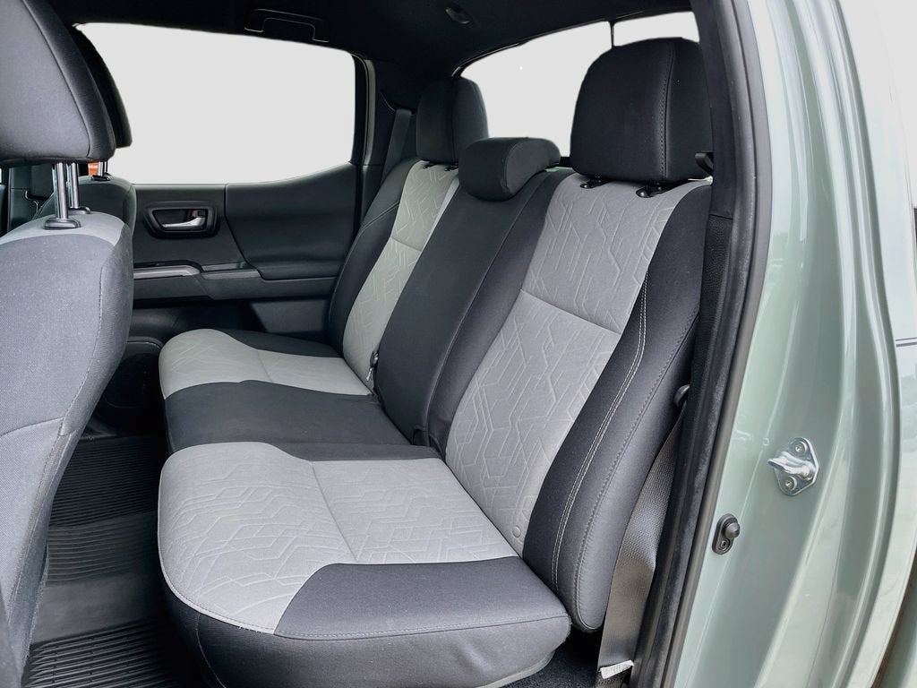 2022 Toyota Tacoma 4WD SR