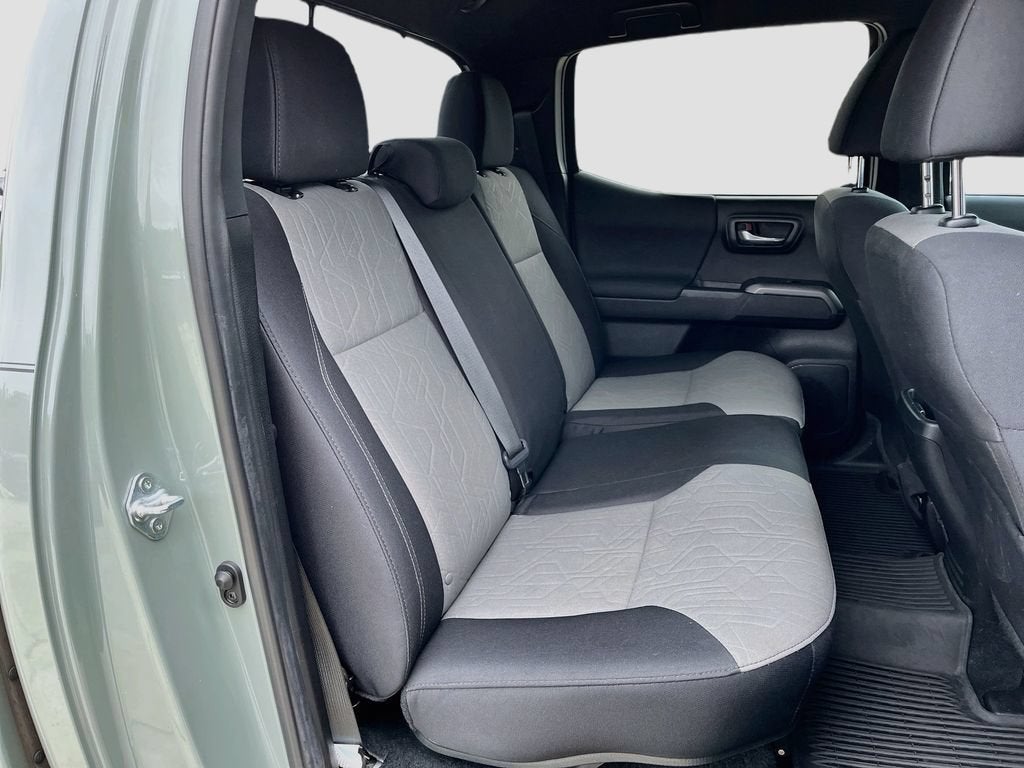 2022 Toyota Tacoma 4WD SR