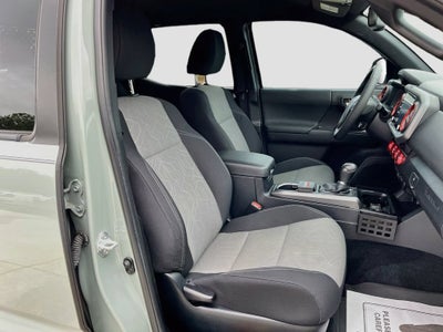 2022 Toyota Tacoma 4WD SR
