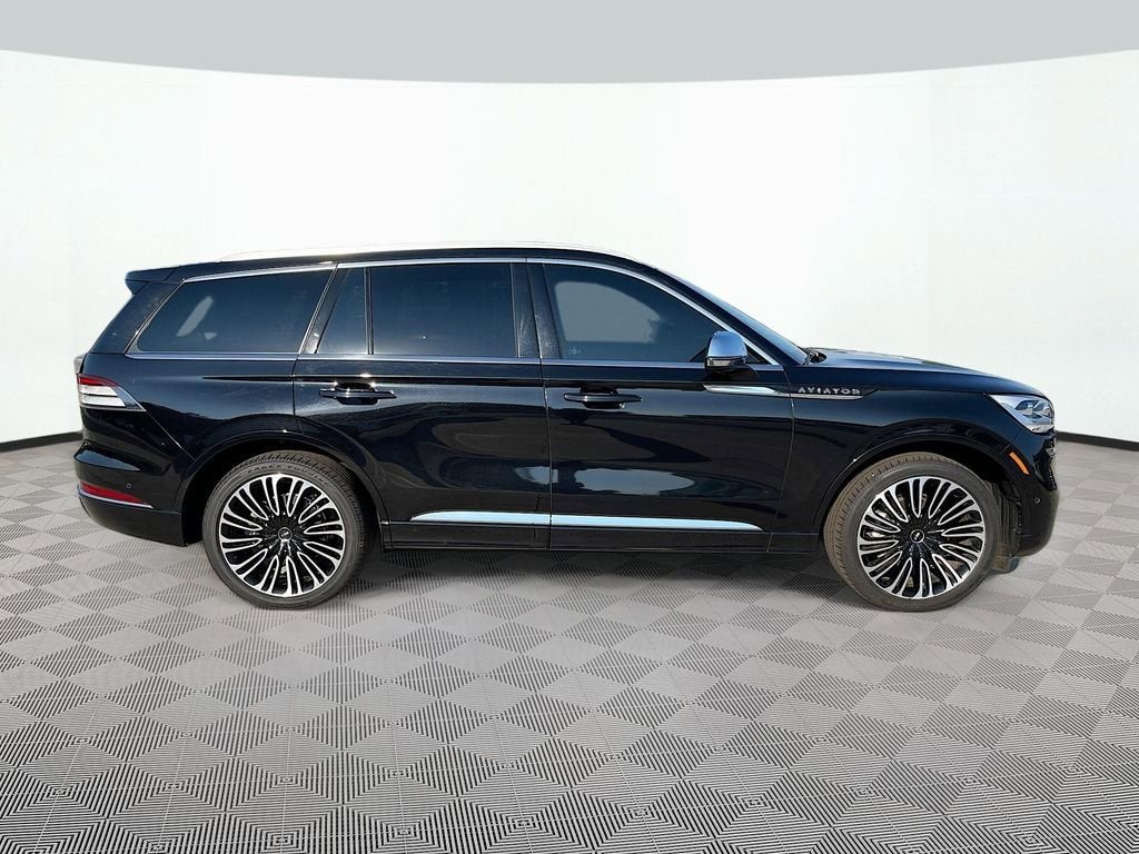 2022 Lincoln Aviator Black Label
