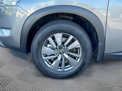 2025 Nissan Pathfinder S