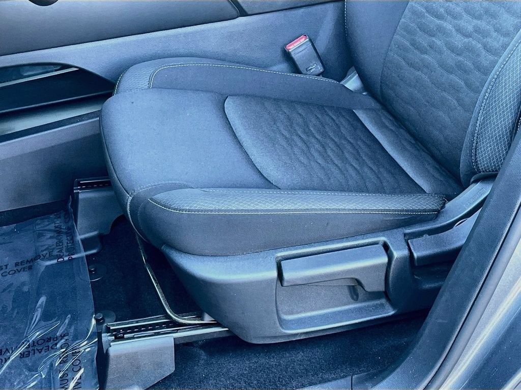 2025 Nissan Pathfinder S