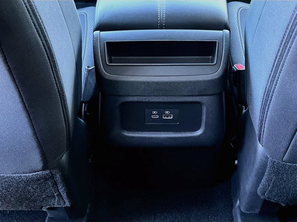 2025 Nissan Pathfinder S
