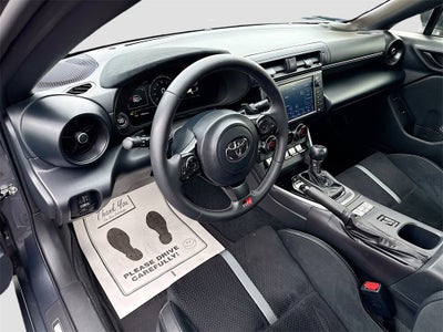 2025 Toyota GR86 Premium