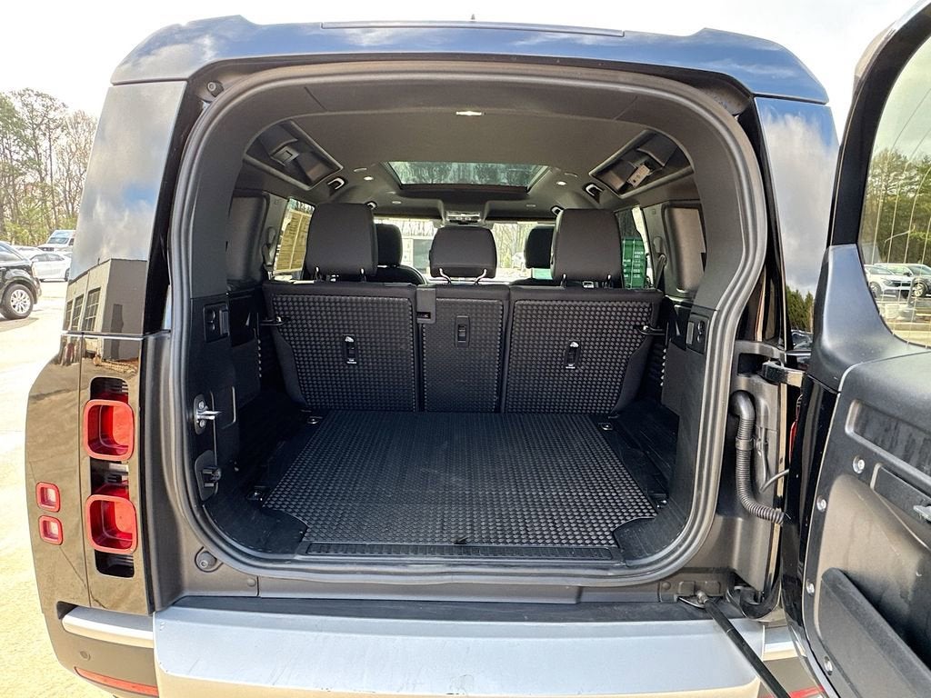 2025 Land Rover Defender S