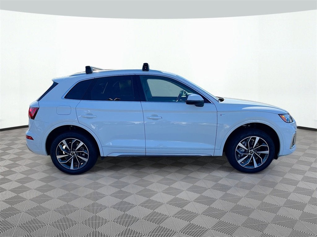 2024 Audi Q5 S line Premium Plus