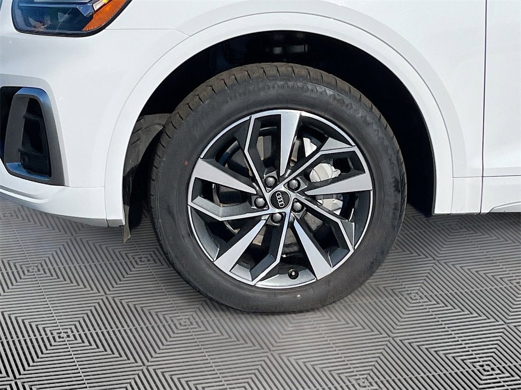 2024 Audi Q5 S line Premium Plus