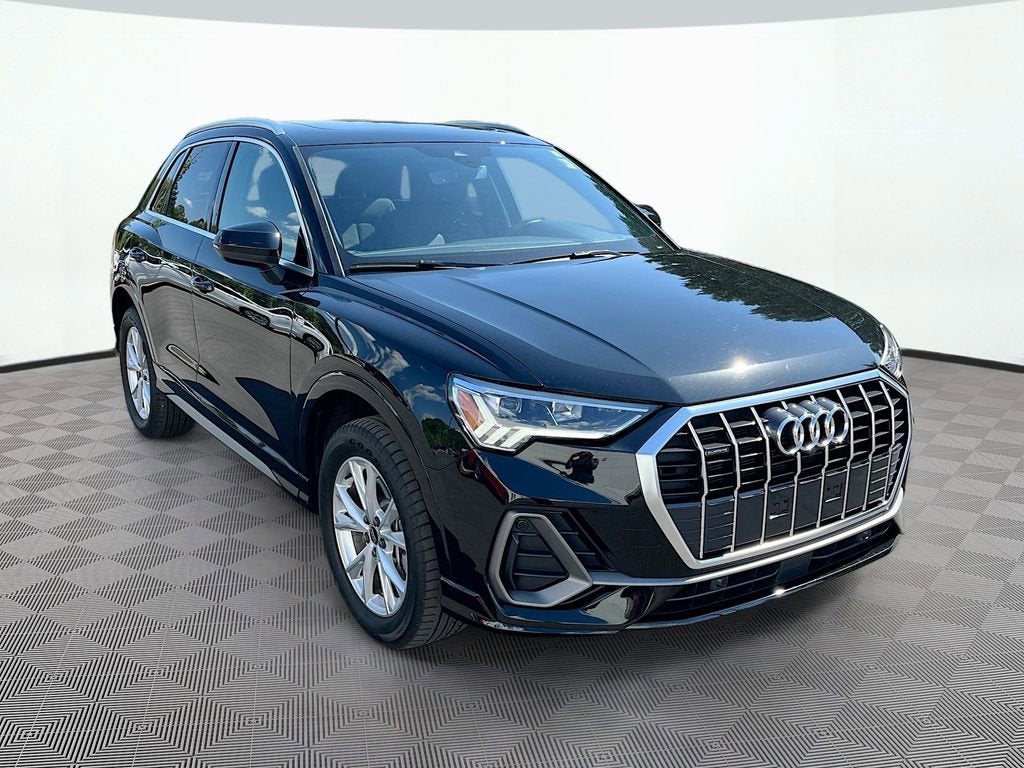 2024 Audi Q3 S line Premium Plus