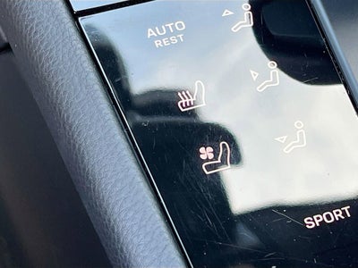 2023 Porsche Macan T