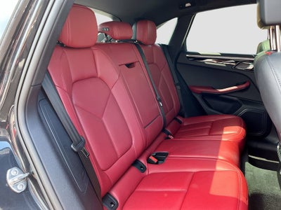 2023 Porsche Macan T