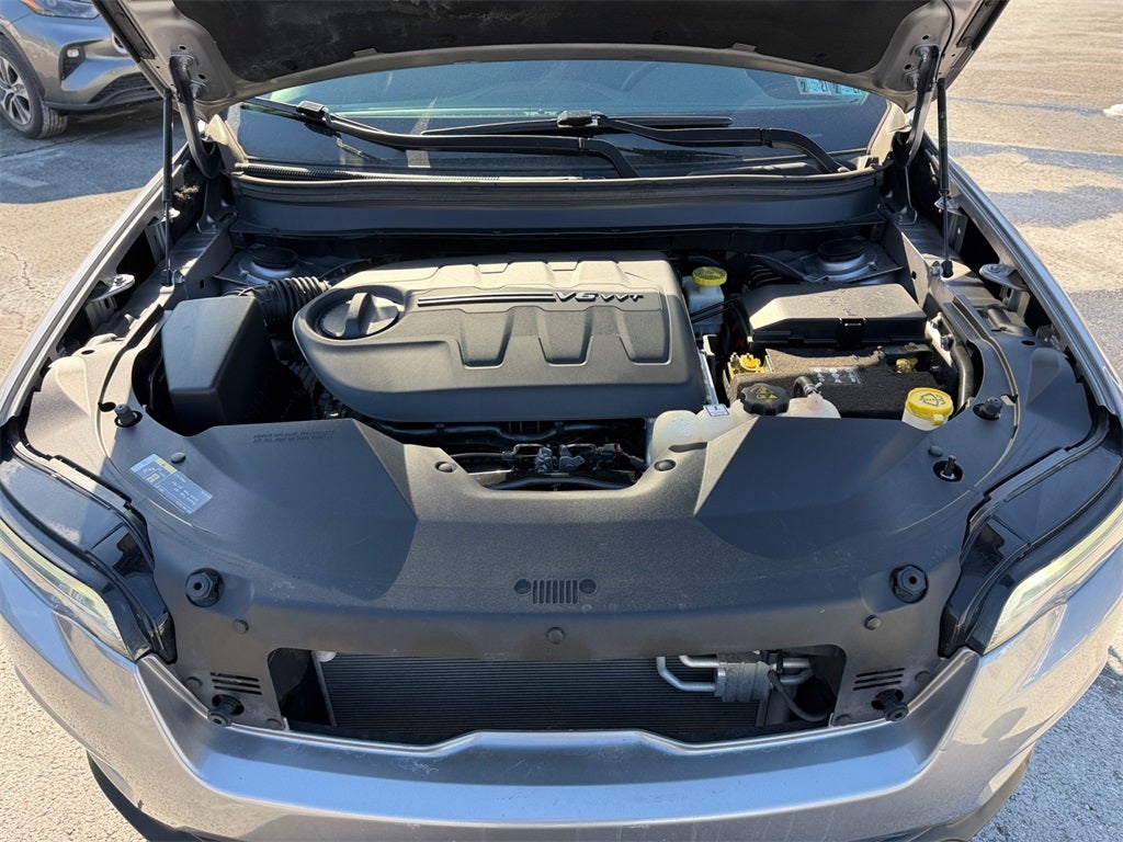 2021 Jeep Cherokee Latitude Lux