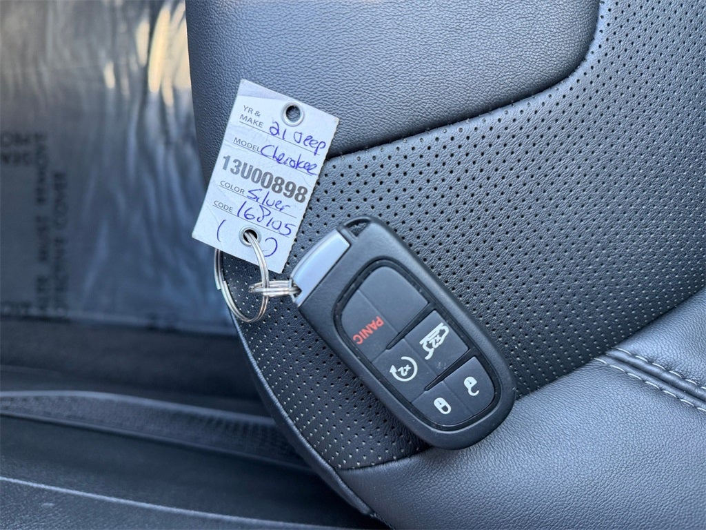 2021 Jeep Cherokee Latitude Lux