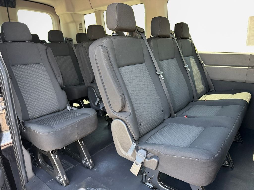 2021 Ford Transit-350 XLT 15 Passenger