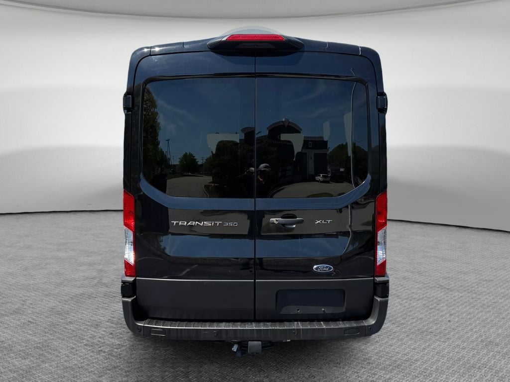 2021 Ford Transit-350 XLT 15 Passenger