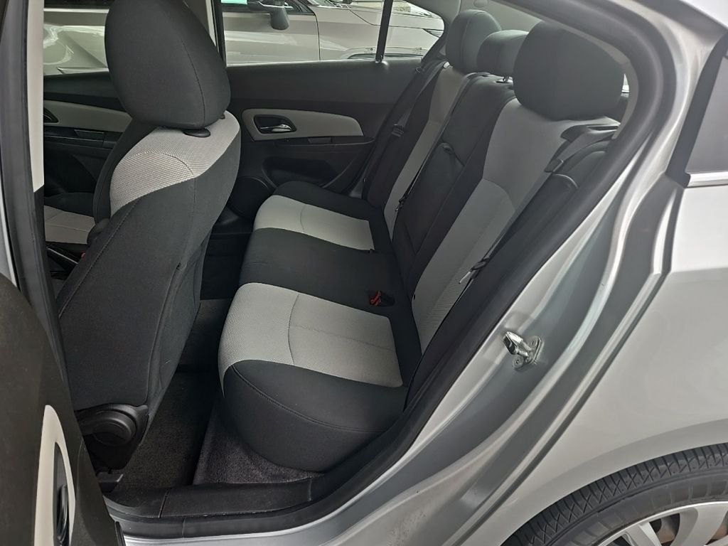 2011 Chevrolet Cruze LS