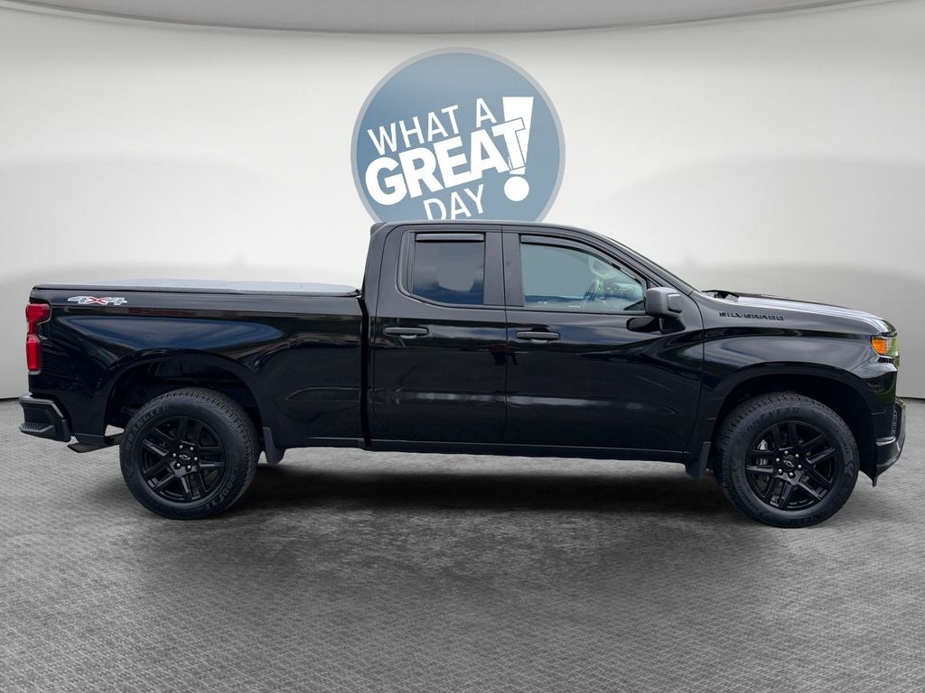 2022 Chevrolet Silverado LTD Custom