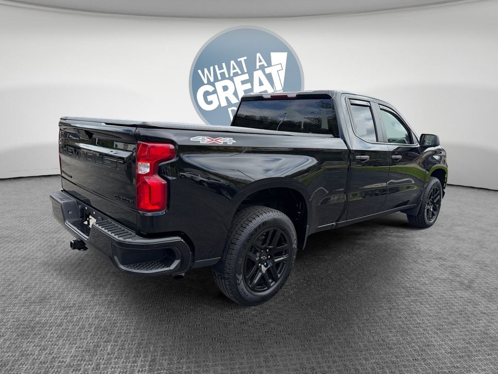 2022 Chevrolet Silverado LTD Custom