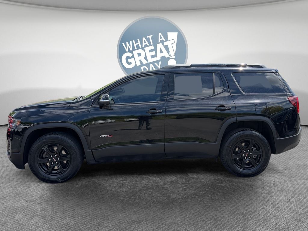 2023 GMC Acadia AT4