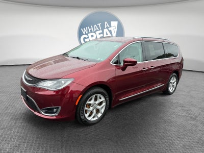 2017 Chrysler Pacifica Touring L Plus