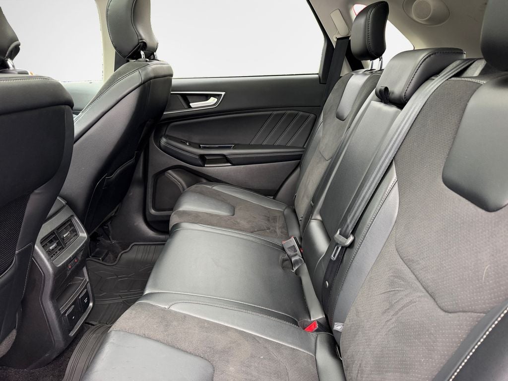 2016 Ford Edge Sport