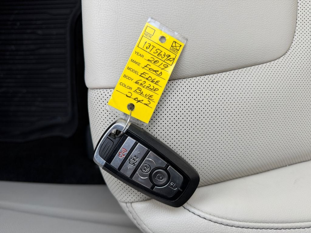 2019 Ford Edge Titanium