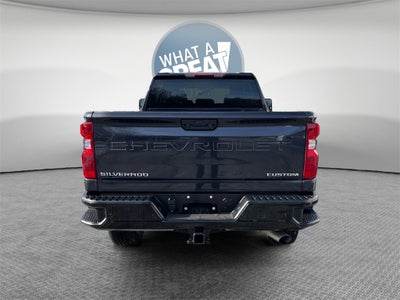 2024 Chevrolet Silverado HD Custom