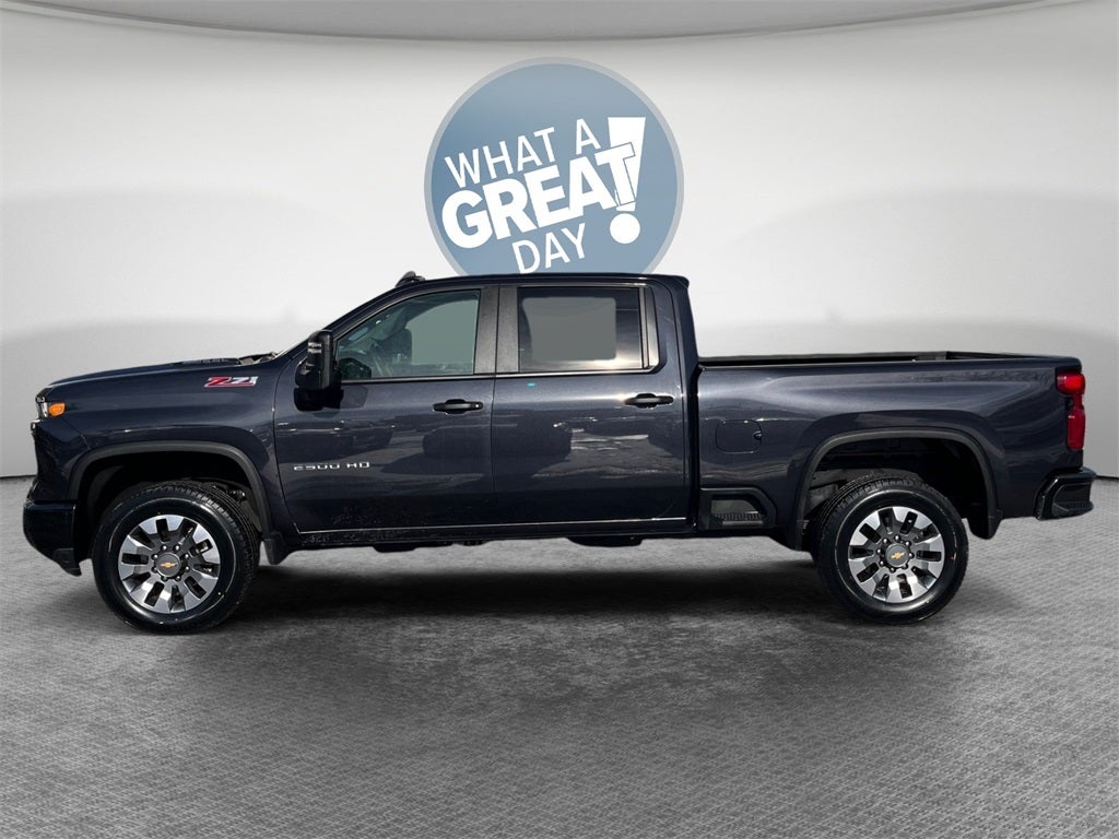 2024 Chevrolet Silverado HD Custom
