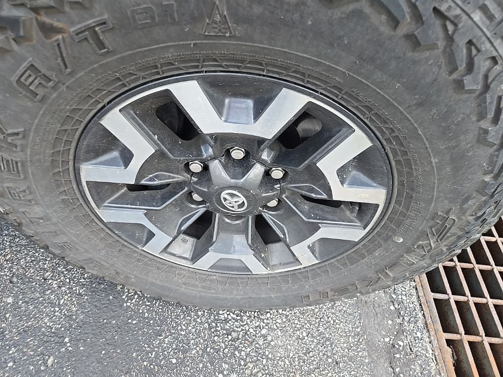 2022 Toyota TACOMA TRD OFFRD TRD Off-Road V6