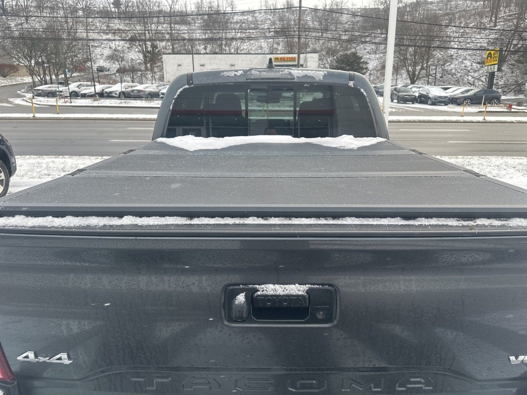 2022 Toyota TACOMA SR5 SR5 V6