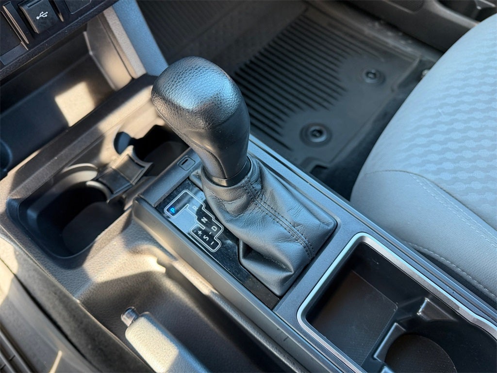 2023 Toyota TACOMA SR SR V6