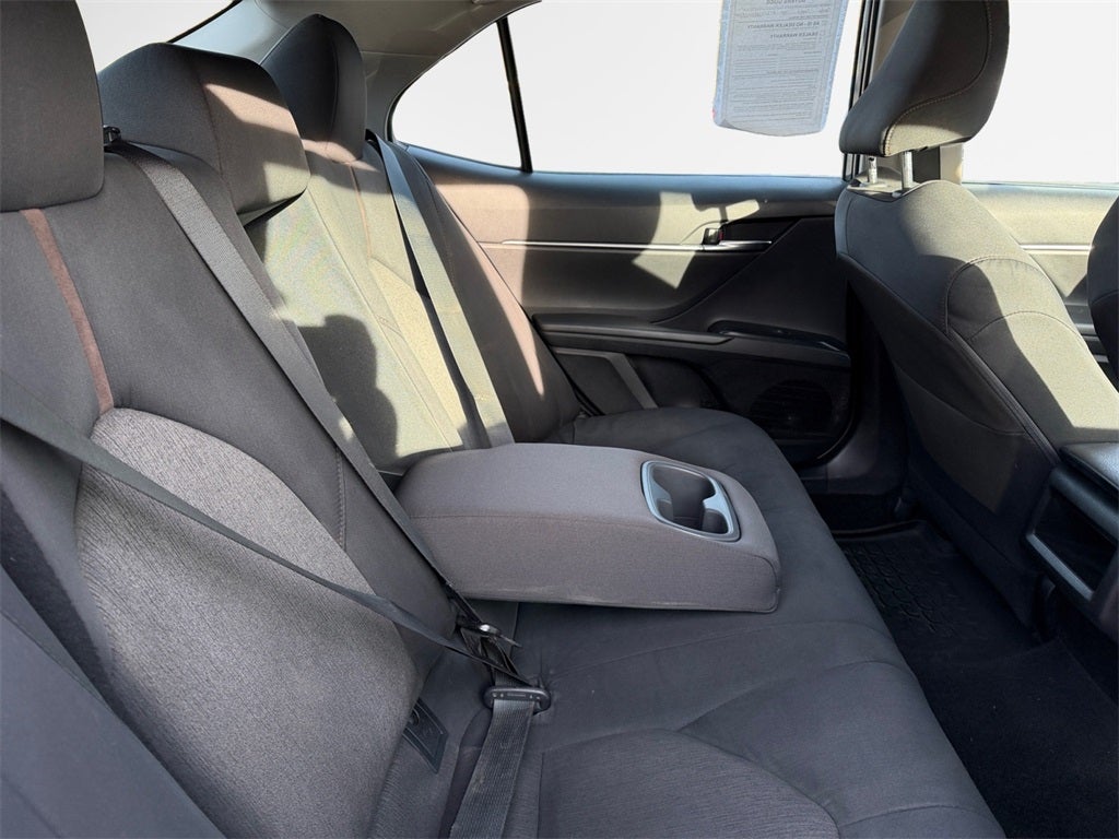 2020 Toyota CAMRY LE