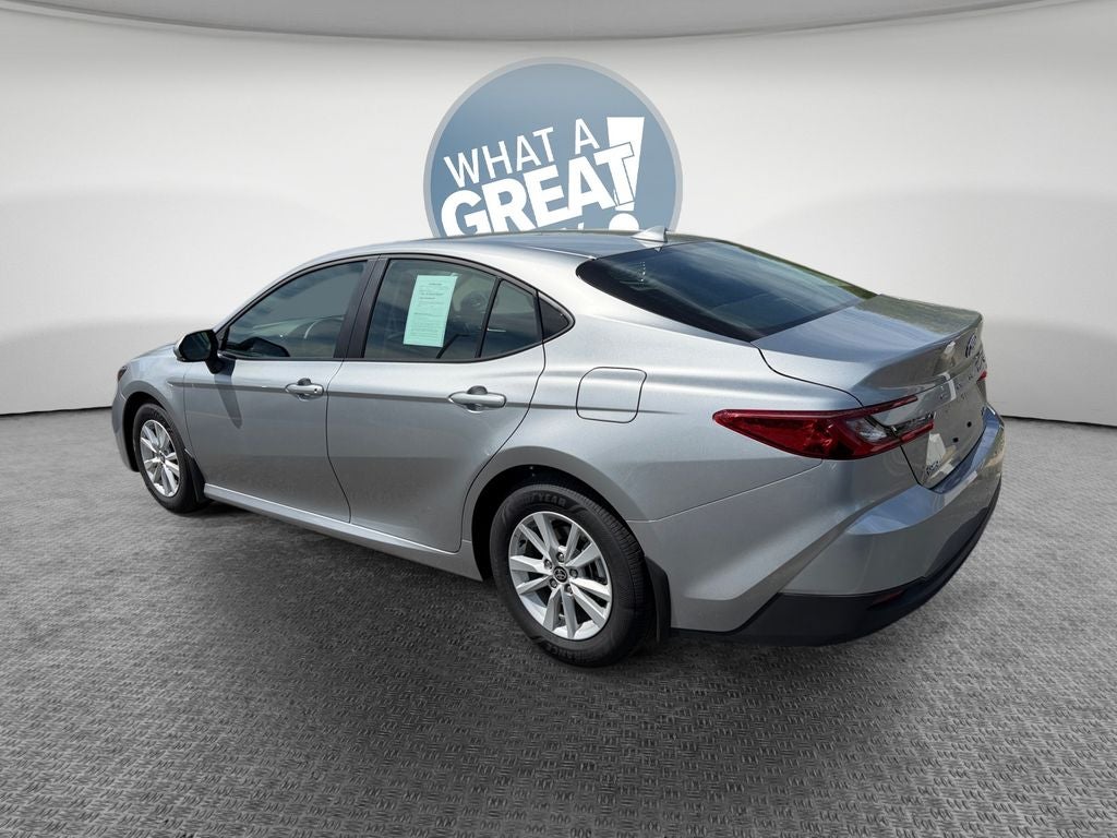 2026 Toyota CAMRY LE