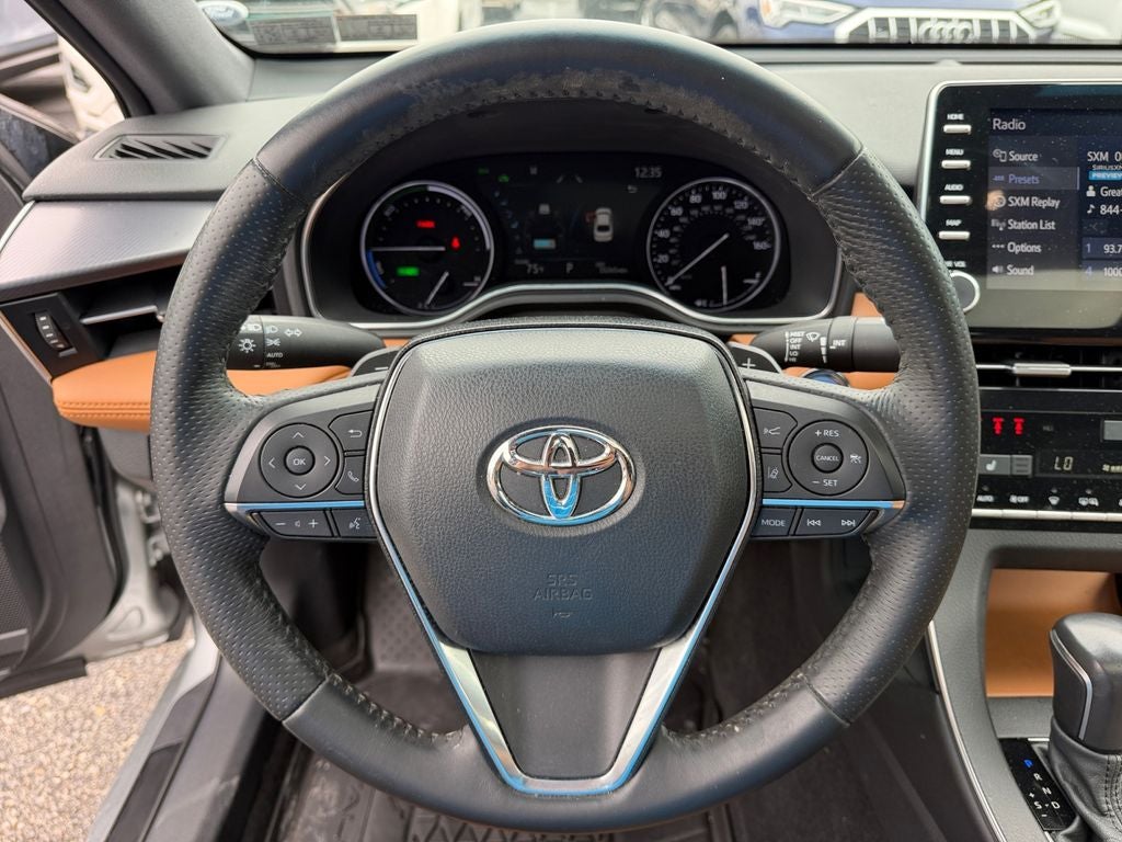 2021 Toyota Avalon Hybrid XSE