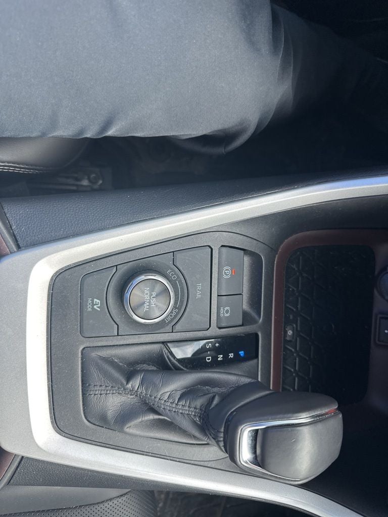 2021 Toyota RAV4 HYBRID Limited