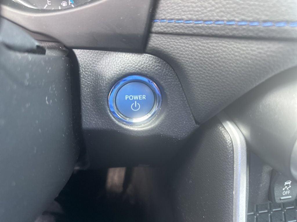 2022 Toyota RAV4 HYBRID SE