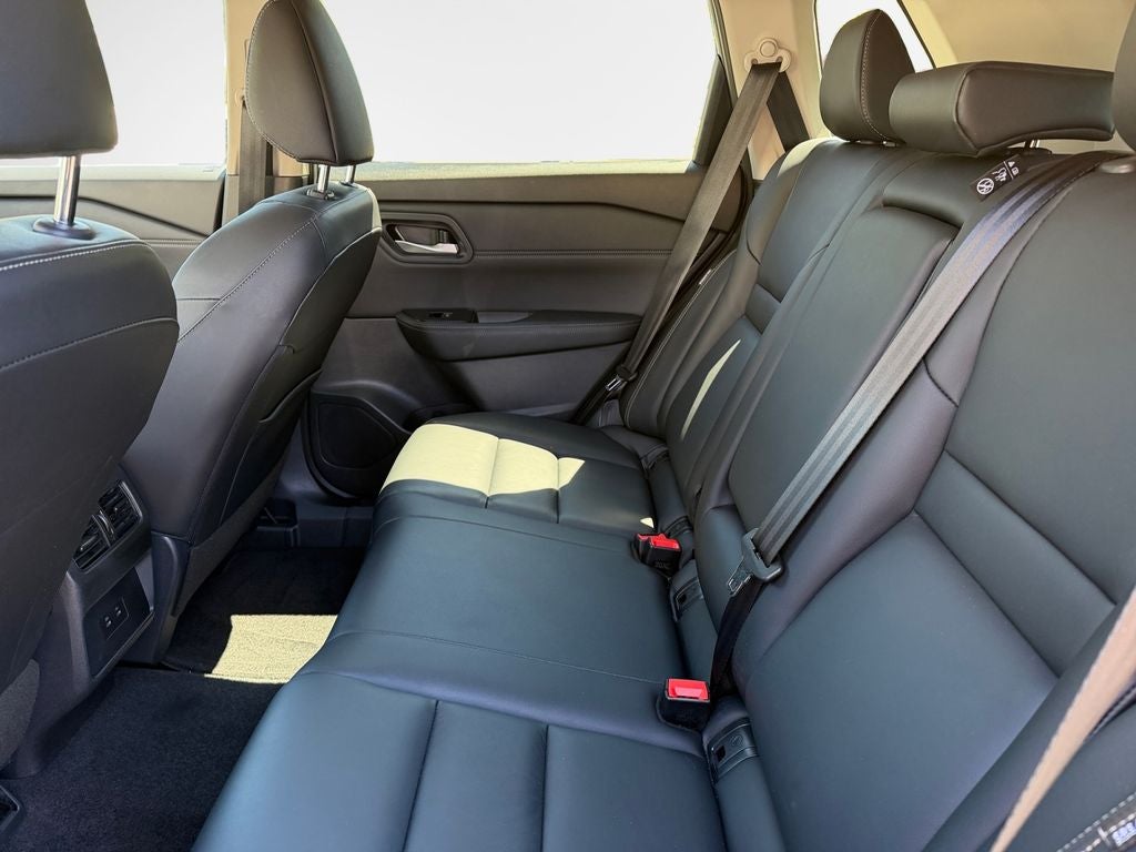 2026 Nissan Rogue SL