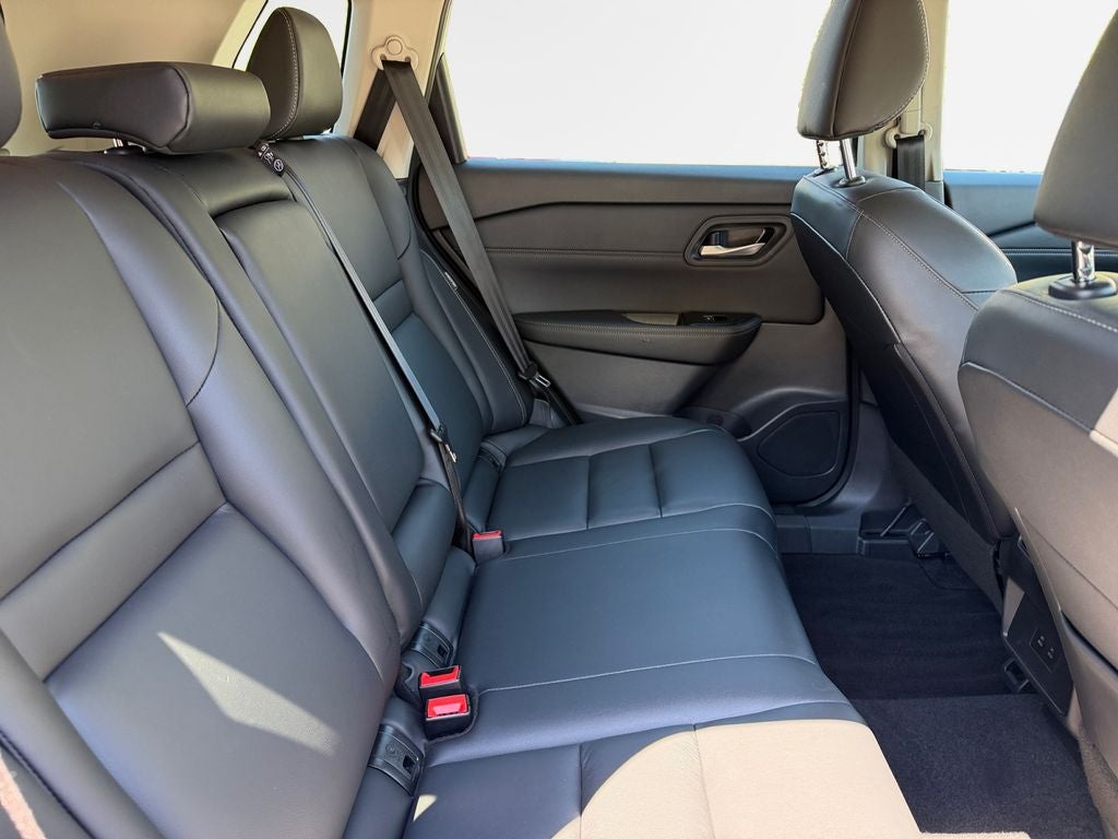 2026 Nissan Rogue SL