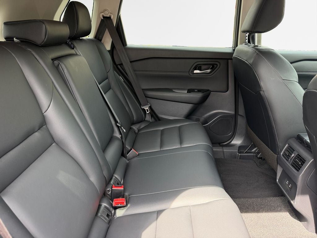 2026 Nissan Rogue SL