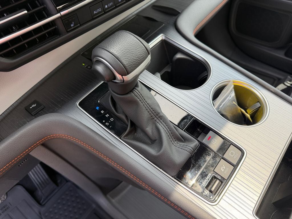 2024 Toyota Sienna XSE 7 Passenger