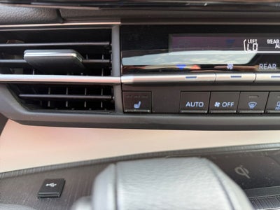 2024 Toyota Sienna XSE 7 Passenger