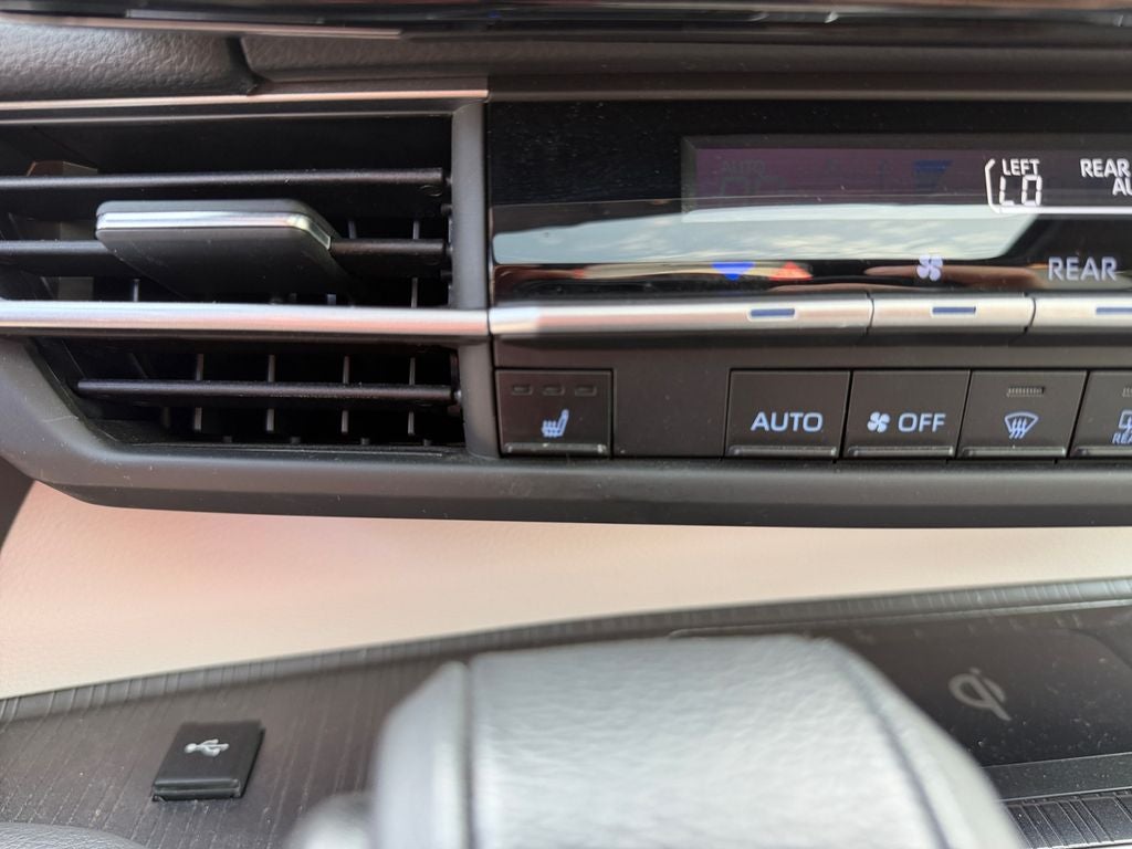 2024 Toyota Sienna XSE 7 Passenger