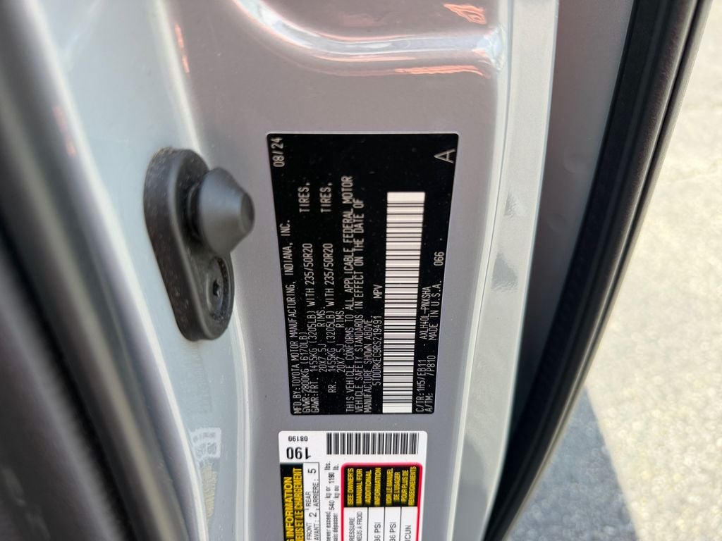 2024 Toyota Sienna XSE 7 Passenger